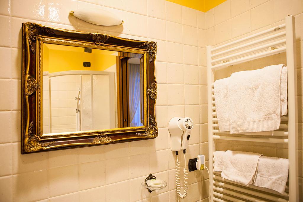 La Baita Darfo Boario Terme Phòng bức ảnh
